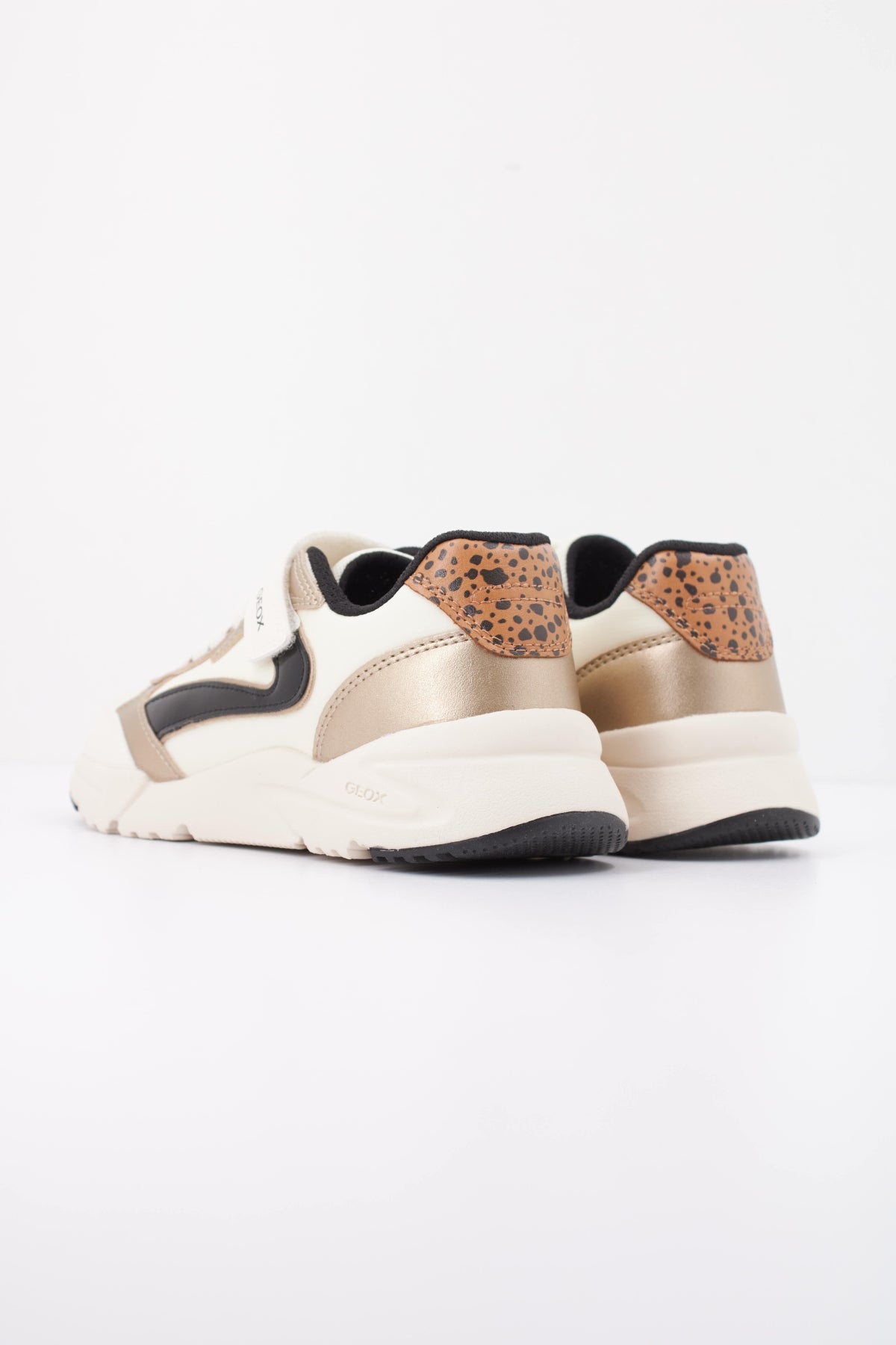 GEOX JMA FUNF  en color BLANCO  (4)
