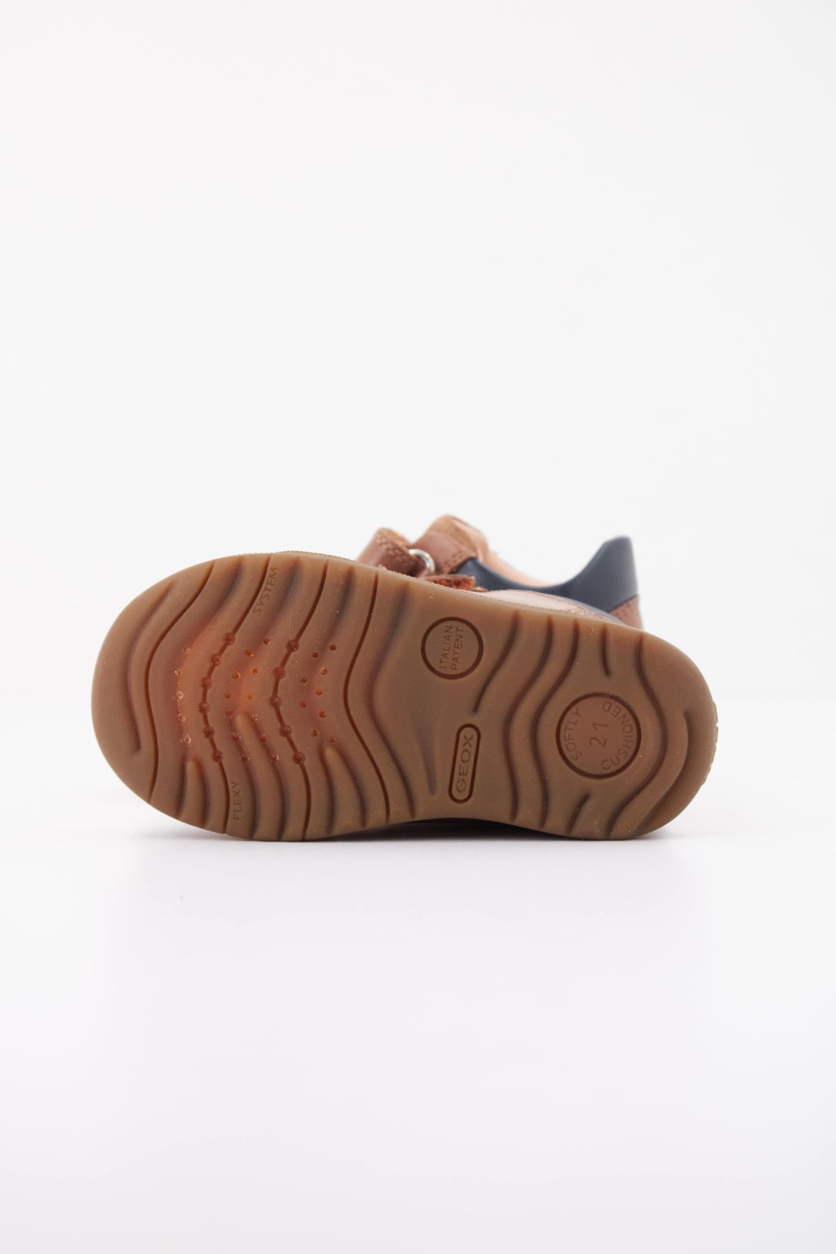GEOX BNB CL en color MARRON  (5)