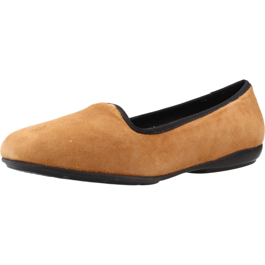 GEOX  D ANNYTAH  en color MARRON CLARO  (1)