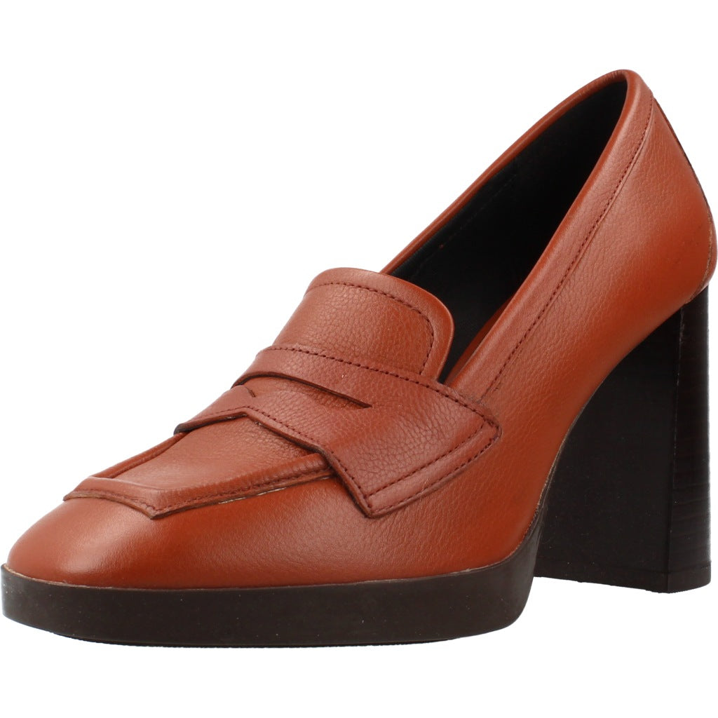 GEOX D TEULADA en color MARRON  (1)