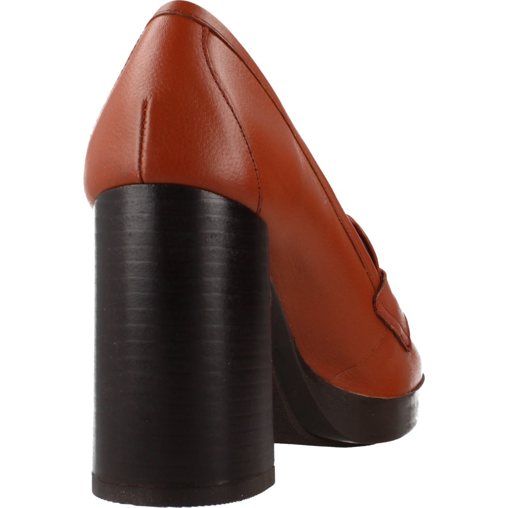 GEOX D TEULADA en color MARRON  (3)
