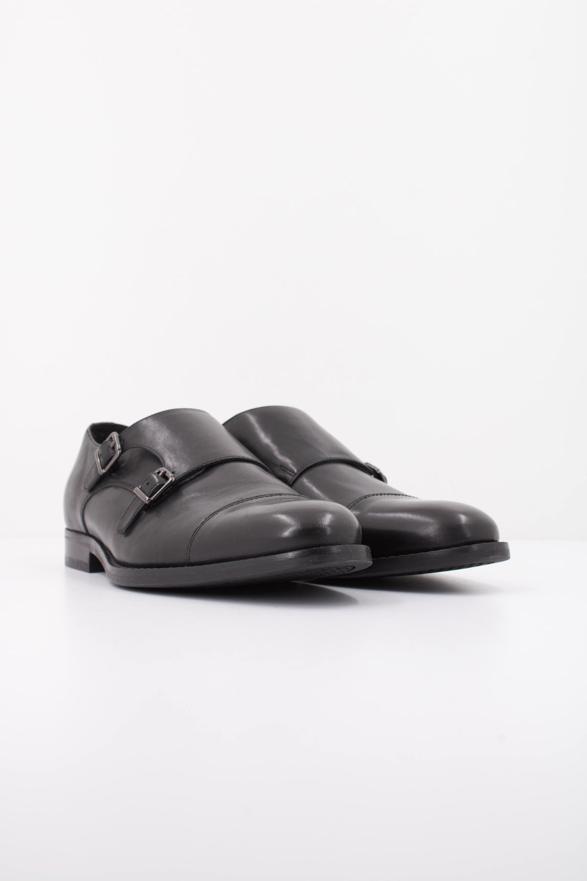 GEOX UEA  en color NEGRO  (2)