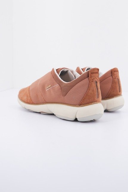 GEOX D NEBULA C en color MARRON  (3)