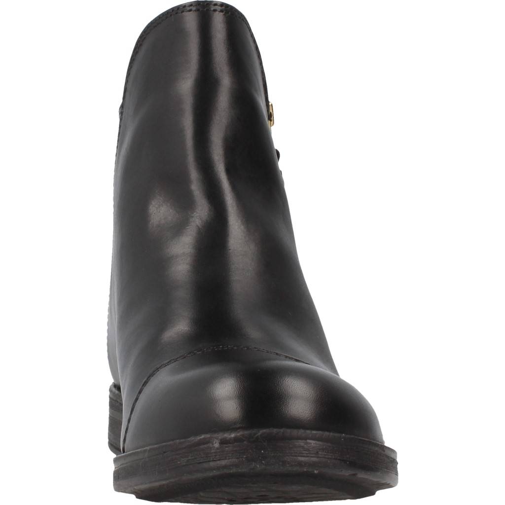 GEOX J AGATA C  en color NEGRO  (6)