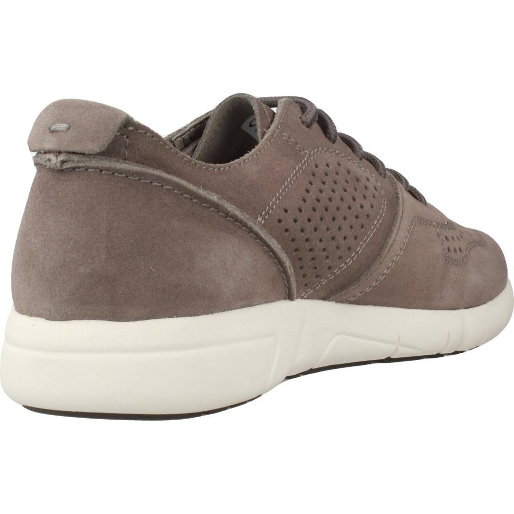 GEOX U BRATTLEY en color MARRON  (3)
