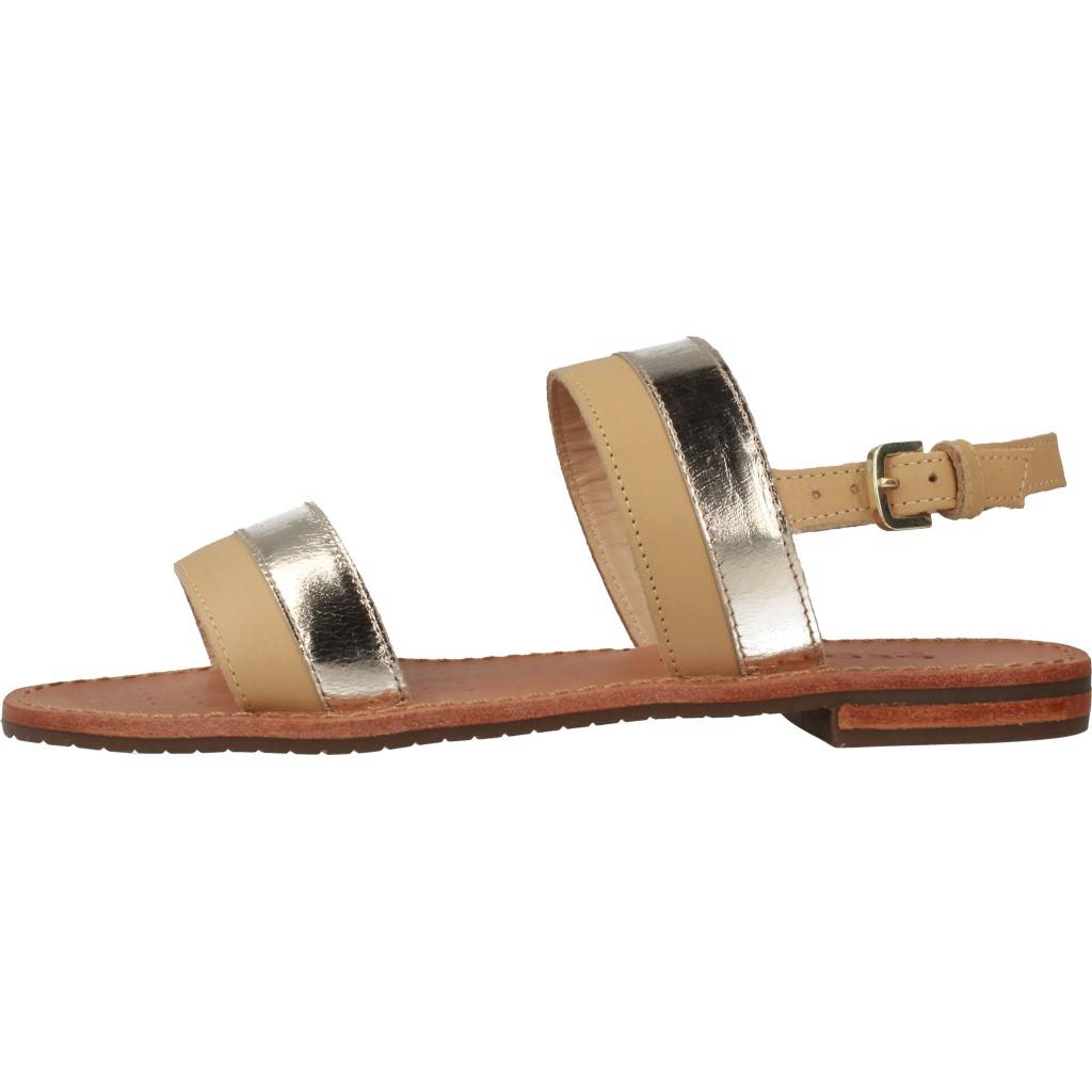 GEOX D SOZY en color MARRON CLARO  (2)