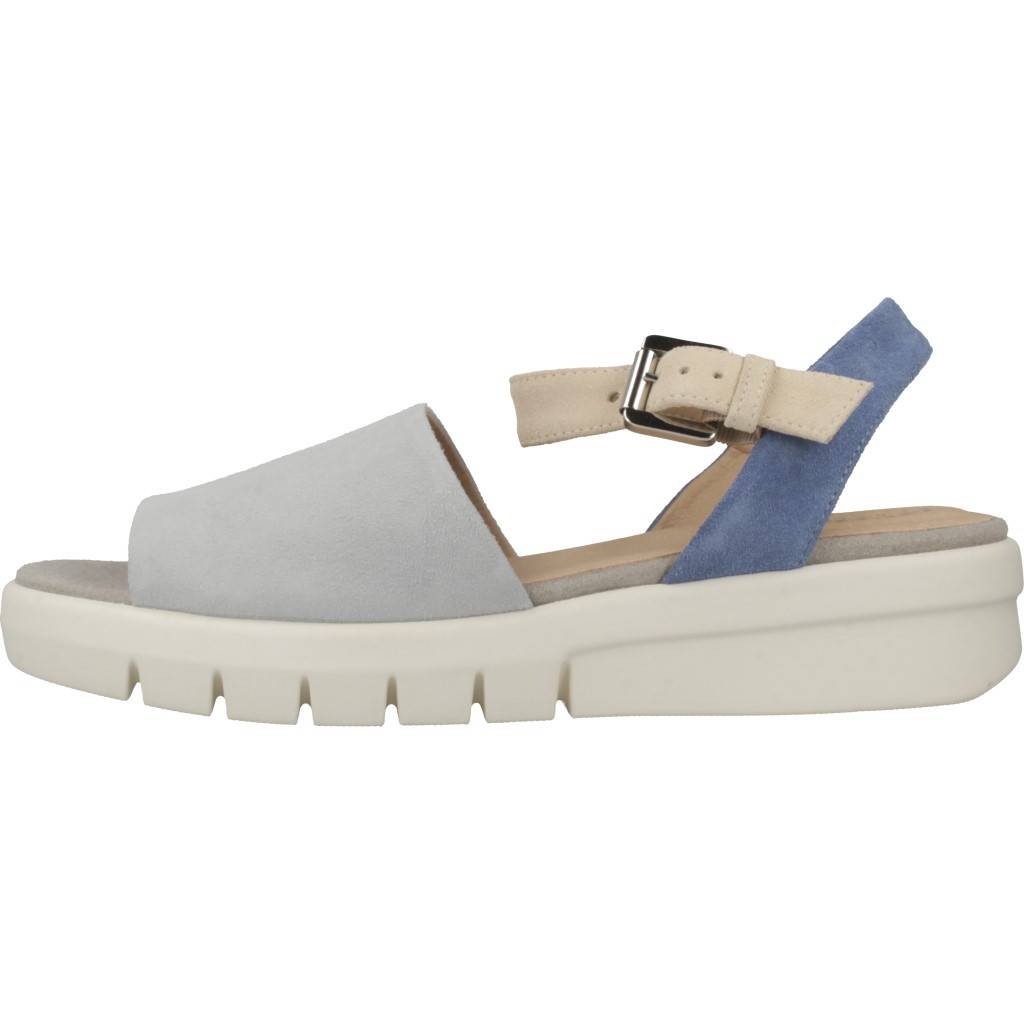 GEOX  D WIMBLEY SANDAL en color AZUL  (2)