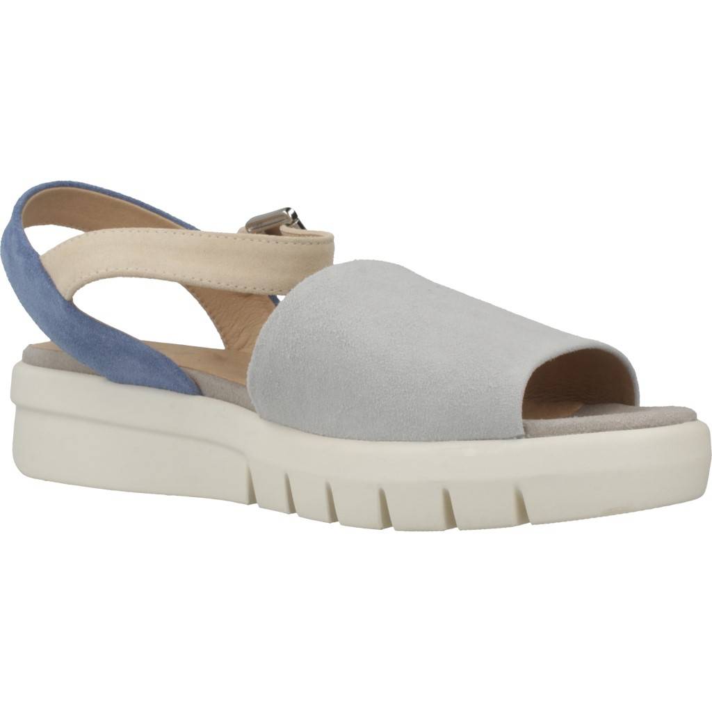 GEOX  D WIMBLEY SANDAL en color AZUL  (5)