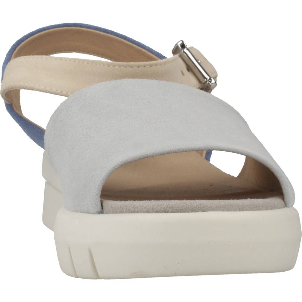 GEOX  D WIMBLEY SANDAL en color AZUL  (6)
