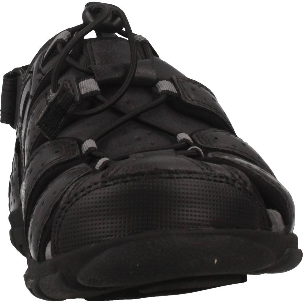 GEOX UB  en color NEGRO  (6)
