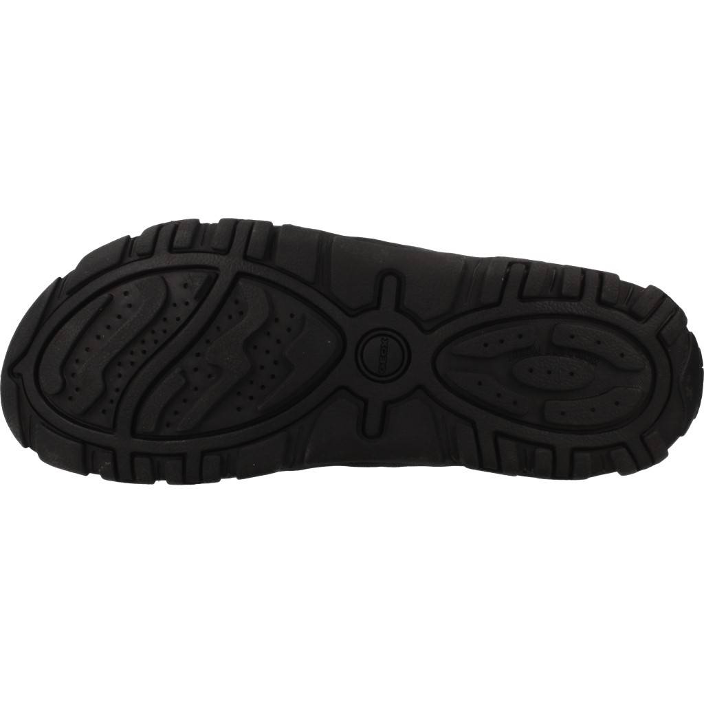 GEOX UB  en color NEGRO  (7)