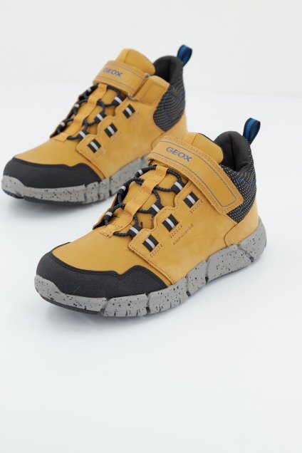 GEOX J FLEXYPER BOY B en color MARRON CLARO  (2)
