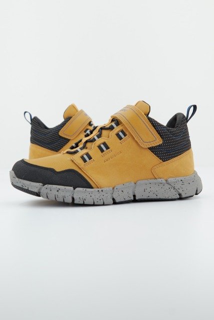 GEOX J FLEXYPER BOY B en color MARRON CLARO  (3)