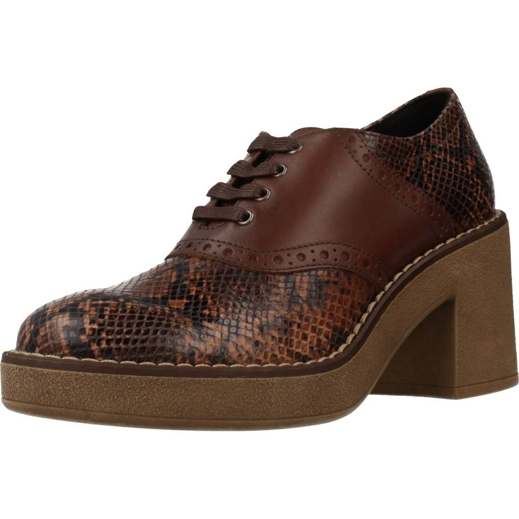 GEOX D ADRYA MID en color MARRON  (1)