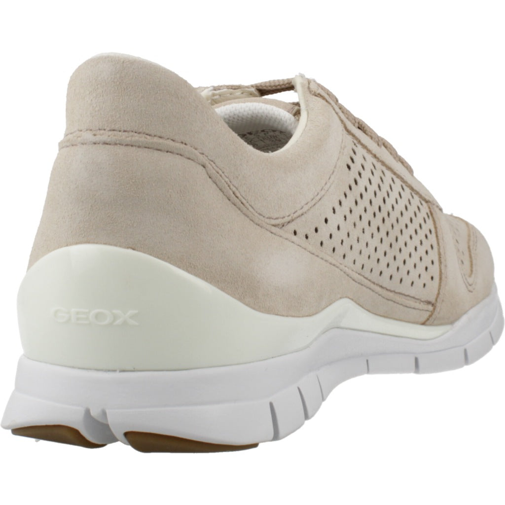 GEOX D SUKIE en color MARRON CLARO  (3)