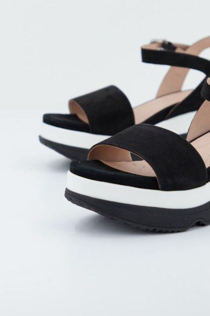 GEOX D GARDENIA C en color NEGRO  (2)