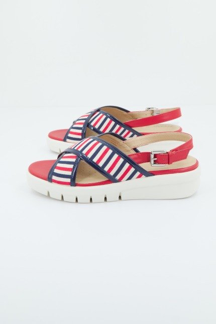 GEOX D WIMBLEY SAND D en color ROJO  (1)