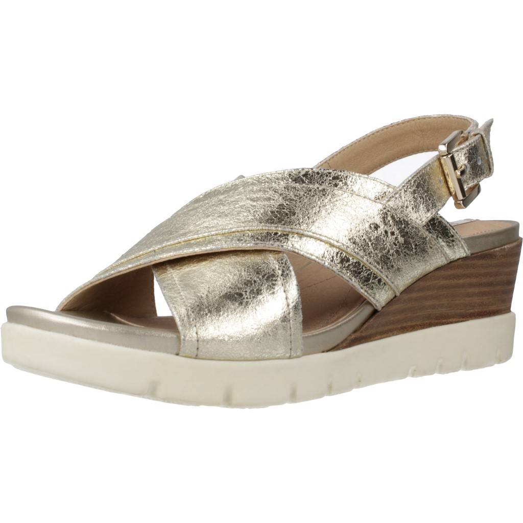 GEOX D MARYKARMEN P. B en color ORO  (2)