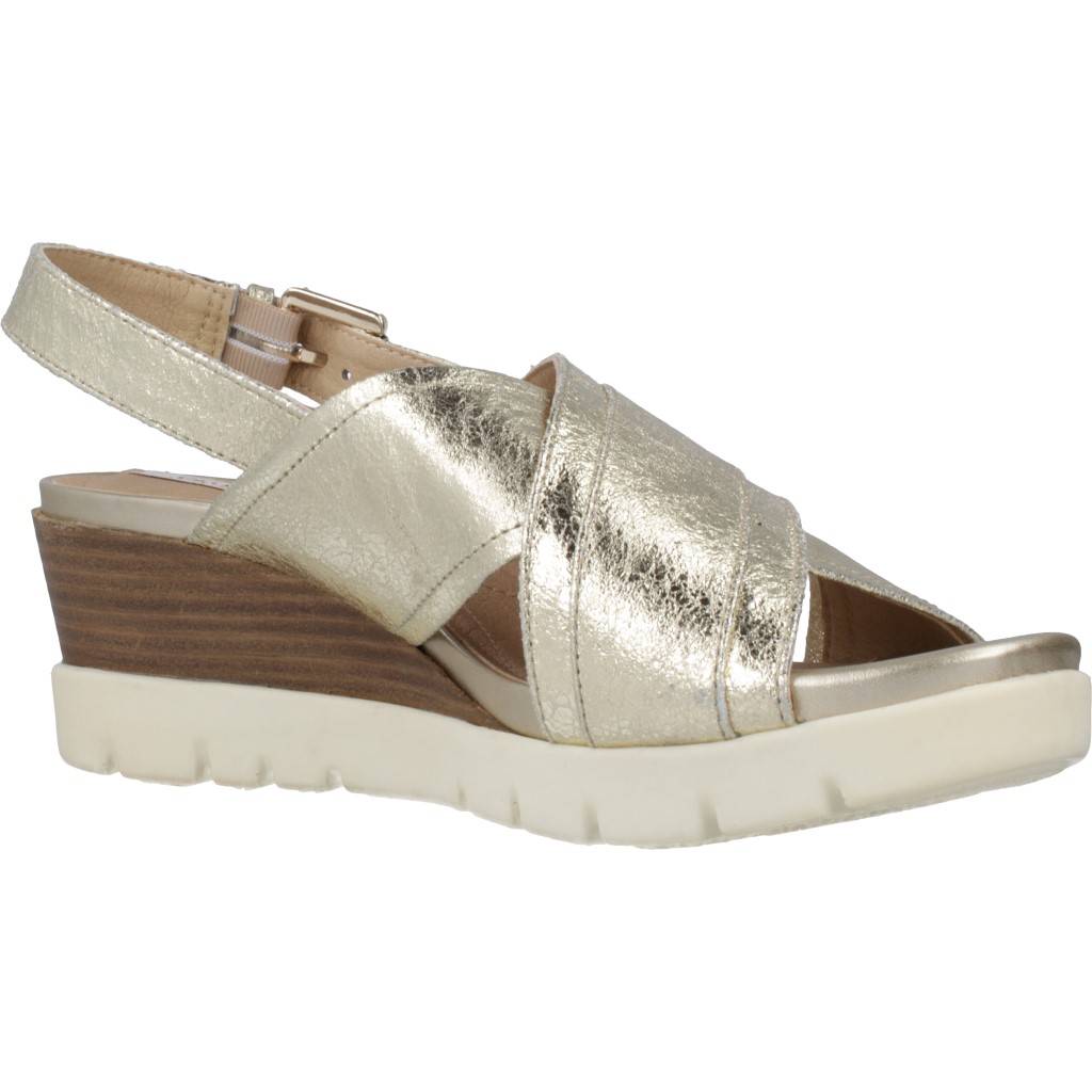 GEOX D MARYKARMEN P. B en color ORO  (6)