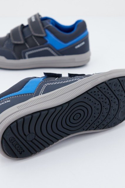 GEOX J ARZACH BOY en color AZUL  (4)