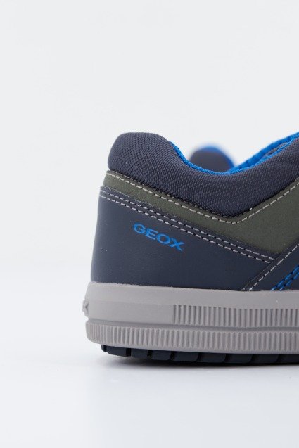 GEOX J ARZACH BOY en color AZUL  (3)