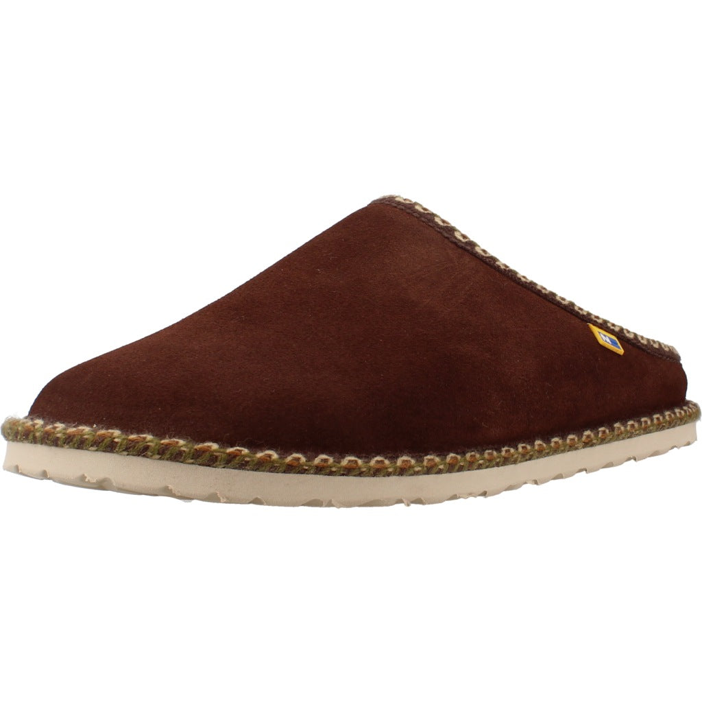 NORDIKAS  AFELPADO ZAPATILLA HOGAR en color MARRON  (1)