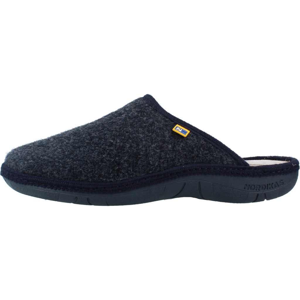 NORDIKAS  TIROL ZAPATILLA HOGAR en color AZUL  (2)