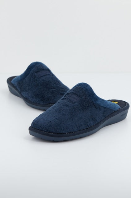 NORDIKAS   PLU  en color AZUL  (1)