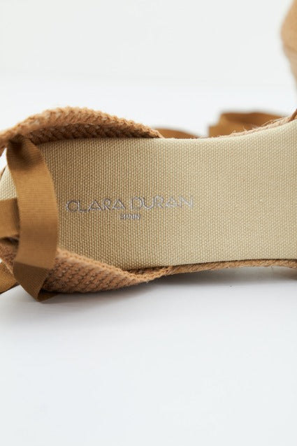 CLARA DURAN VALENSERCD en color MARRON  (4)