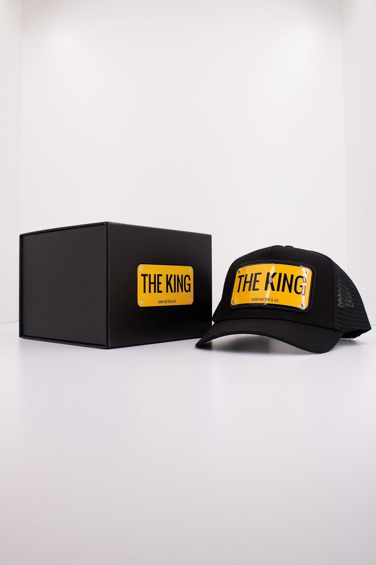 JOHN HATTER CO  THE KING en color NEGRO  (4)