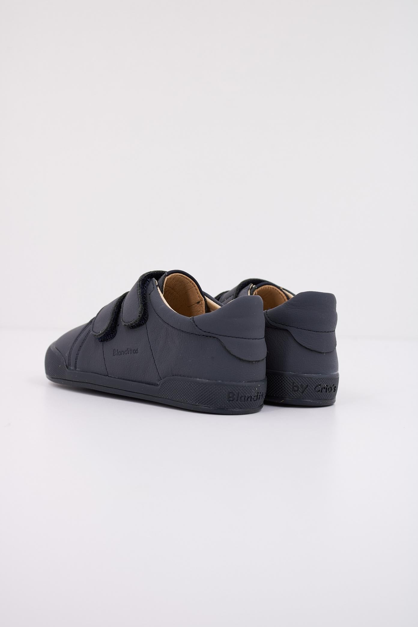 BLANDITOS LONDRESBD BOY en color AZUL  (5)
