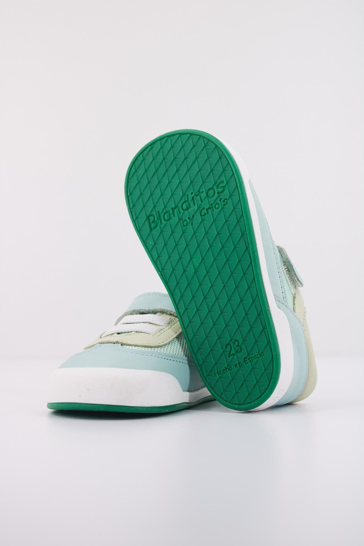 BLANDITOS MODENABD en color VERDE  (5)