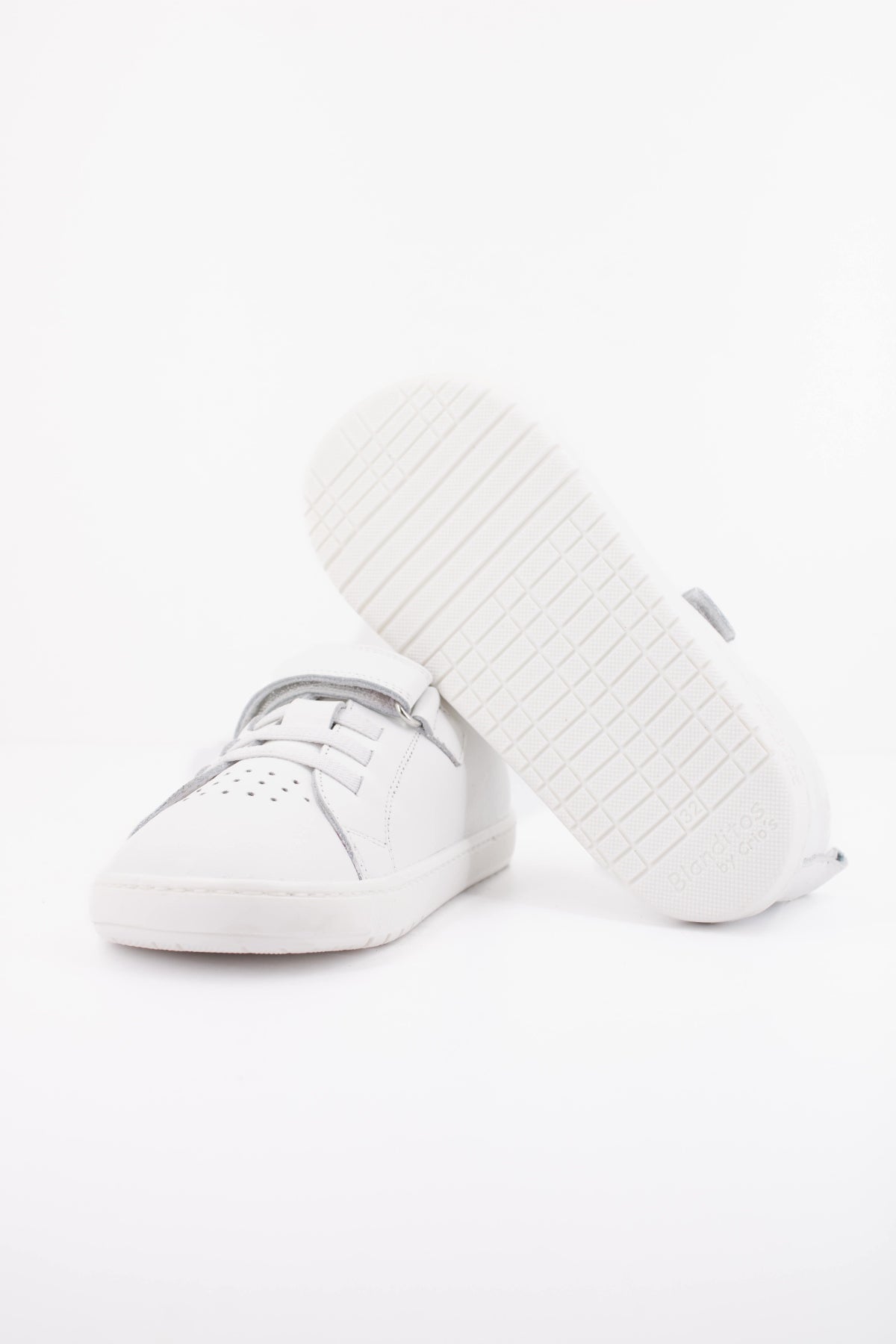 BLANDITOS BORNEOBD en color BLANCO  (5)