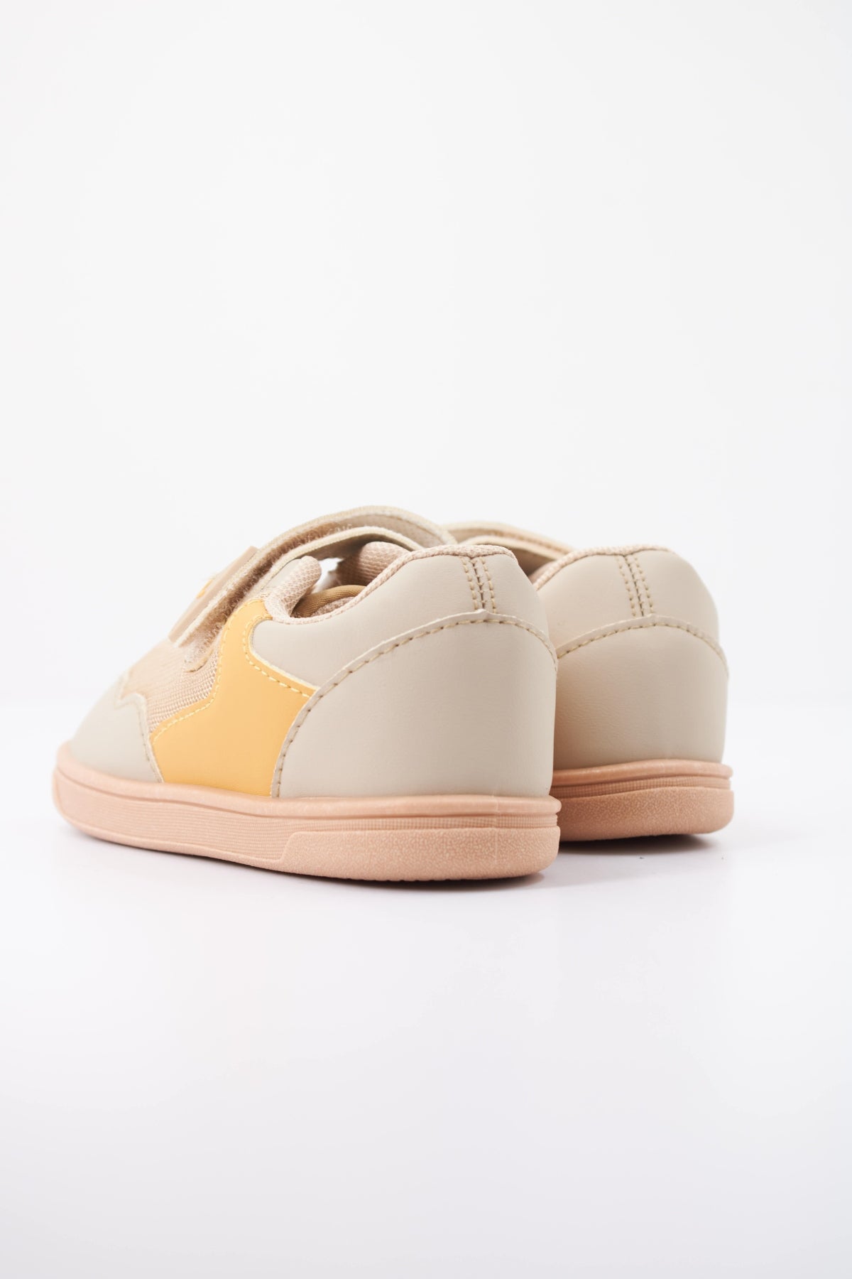 BLANDITOS PLATYBD DEPORTIVA CINTA ADHESIVA en color MARRON  (4)