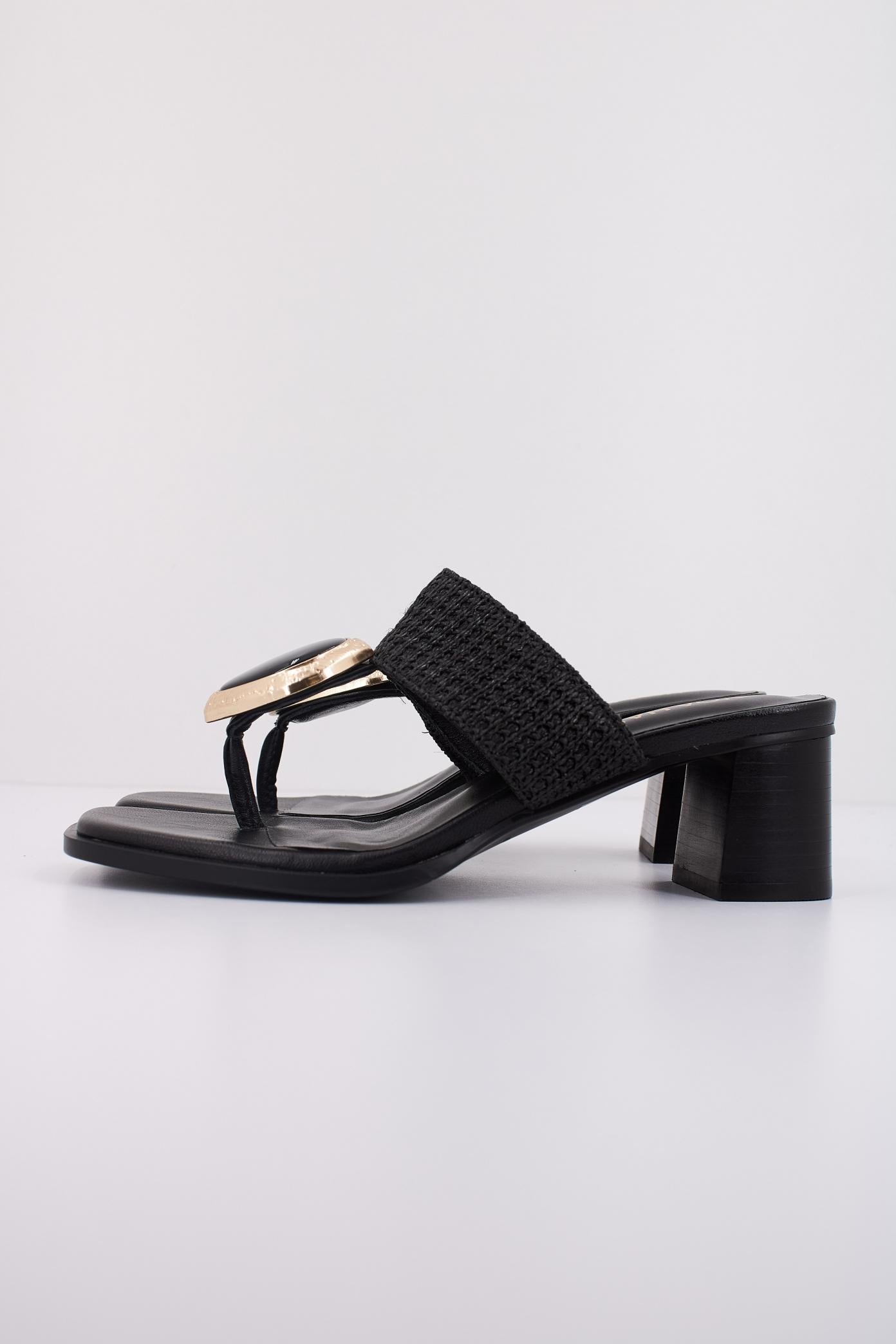 NOA HARMON JUDE en color NEGRO  (1)
