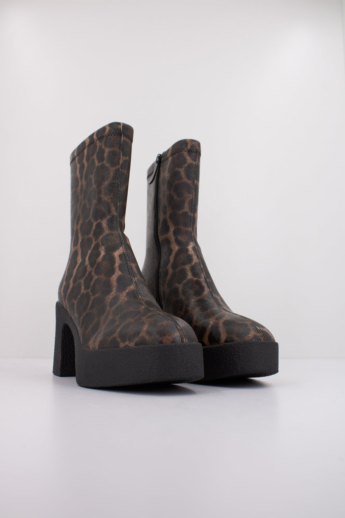NOA HARMON  BIMBA  en color ANIMAL PRINT  (2)