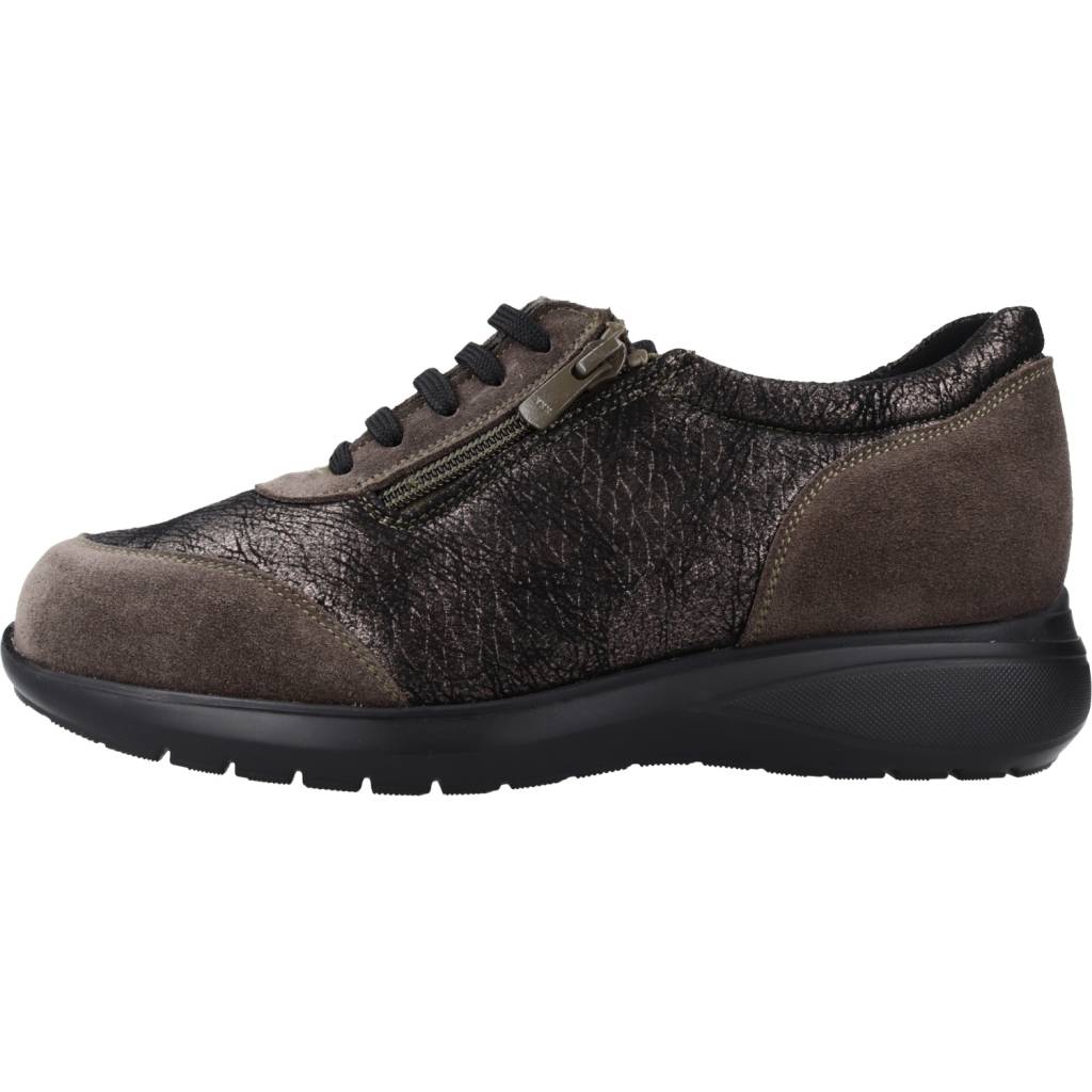 PINOSOS G en color MARRON  (2)