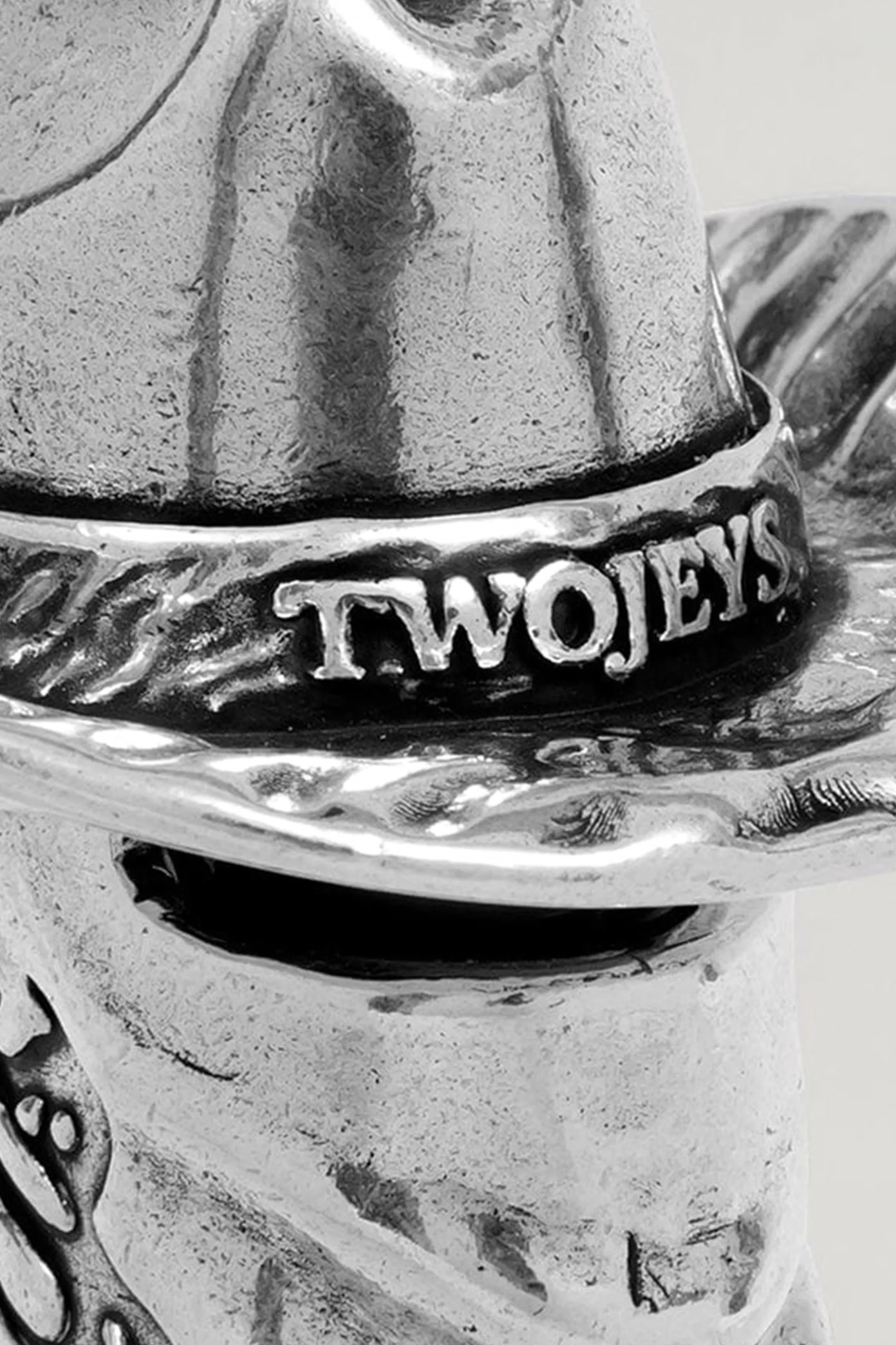 TWOJEYS  ICON LIGHTER en color PLATA  (4)