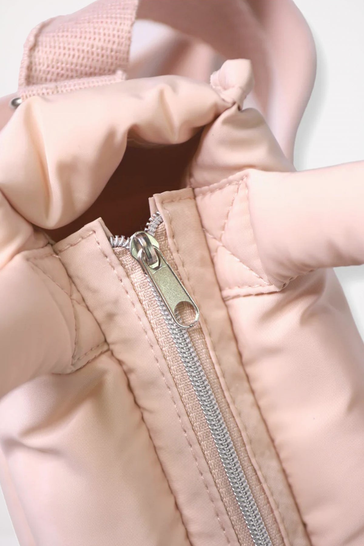 VERB TO DO HANDBAG en color ROSA  (2)