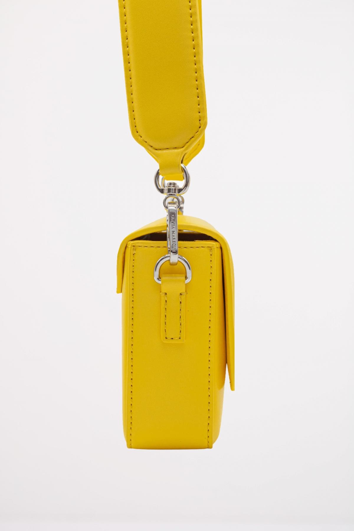OLIVIA MAREQUE PANTONE en color AMARILLO  (3)