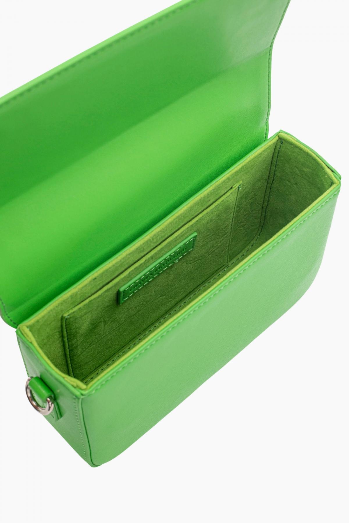OLIVIA MAREQUE PANTONE en color VERDE  (4)