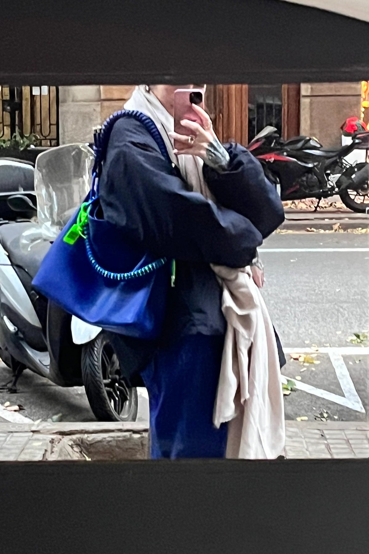 OLIVIA MAREQUE PETRA  en color AZUL  (4)