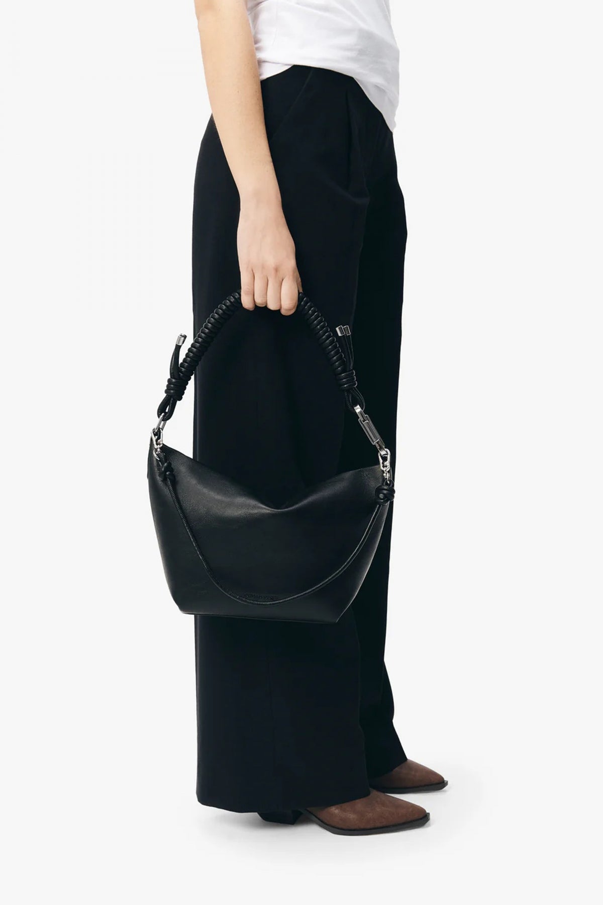 OLIVIA MAREQUE ARES en color NEGRO  (3)