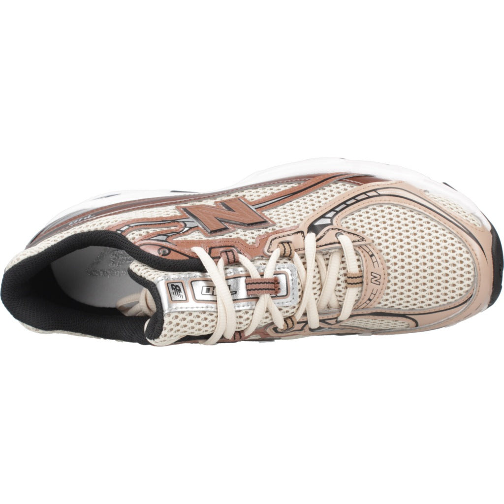 NEW BALANCE U BB en color MARRON  (7)