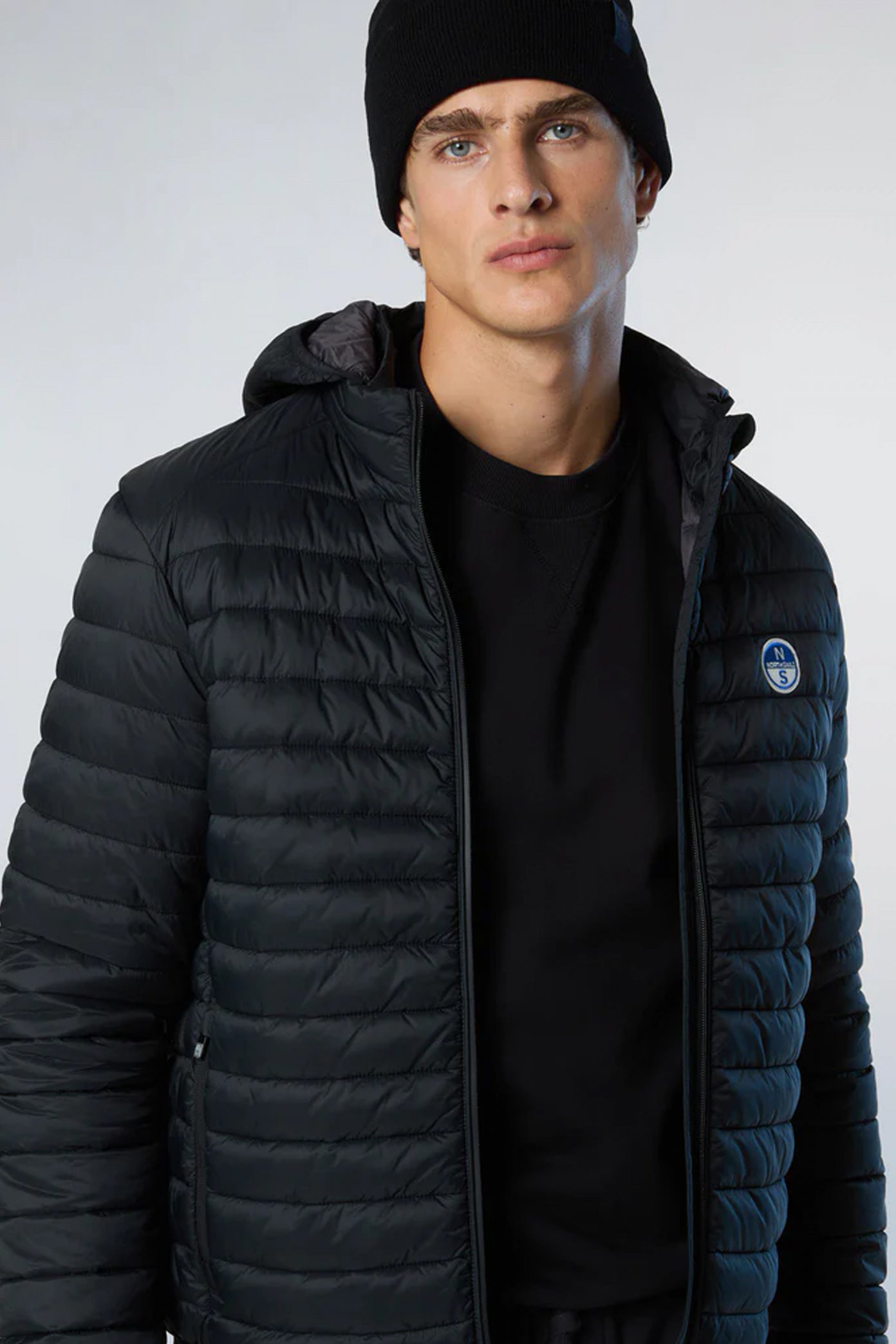 NORTH SAILS  ZEPHYR ULTRALIGHT JACKET  en color NEGRO  (3)