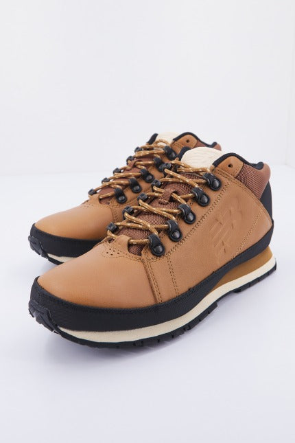 NEW BALANCE H TB en color MARRON  (2)