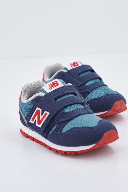 NEW BALANCE IZ JA  en color AZUL  (3)
