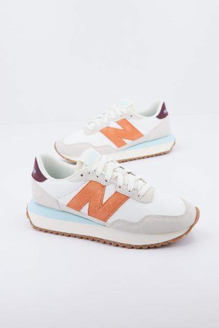 NEW BALANCE  en color NUDE  (3)