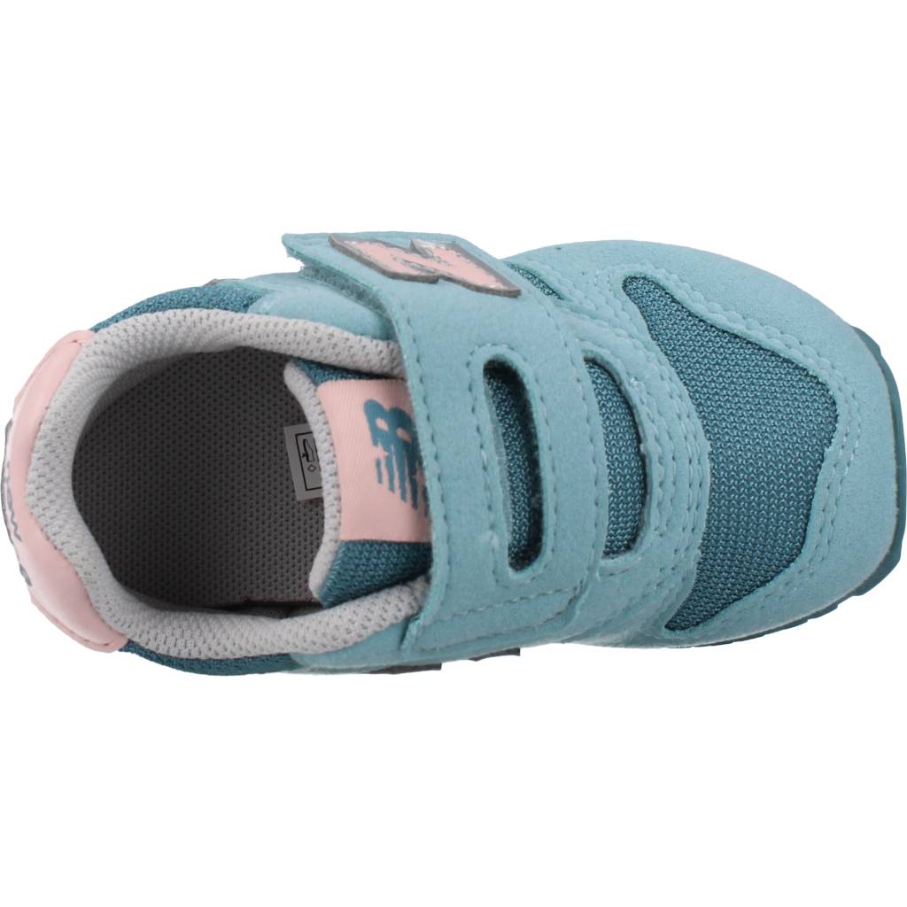 NEW BALANCE  JP HOOK AND LOOP en color AZUL  (7)