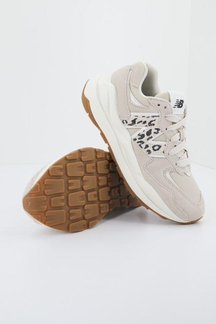 NEW BALANCE W APB en color BEIS  (3)